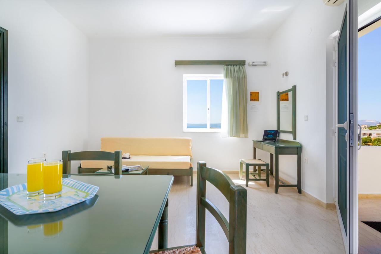 חאניה Eolos Apartments מראה חיצוני תמונה